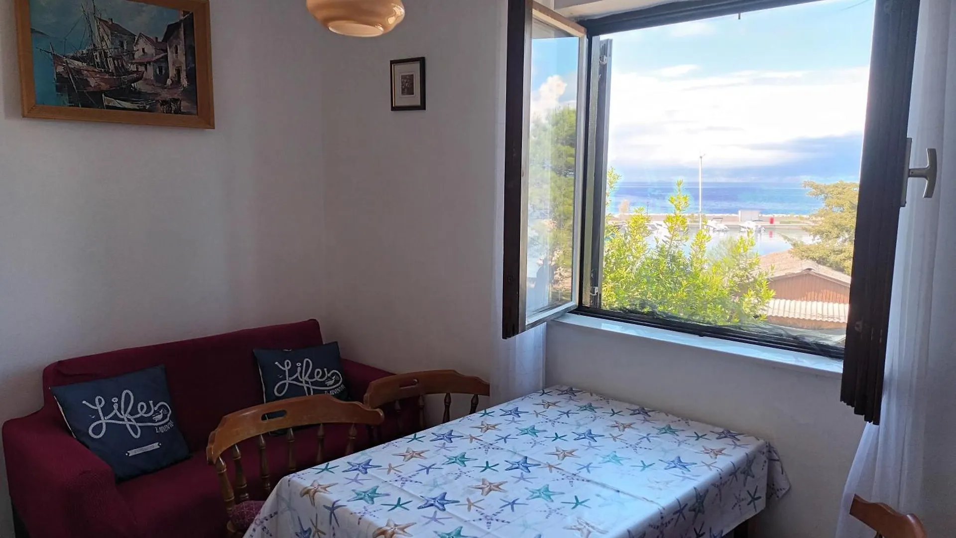 Apartment Stella Malinska